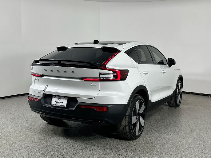 2024 Volvo C40