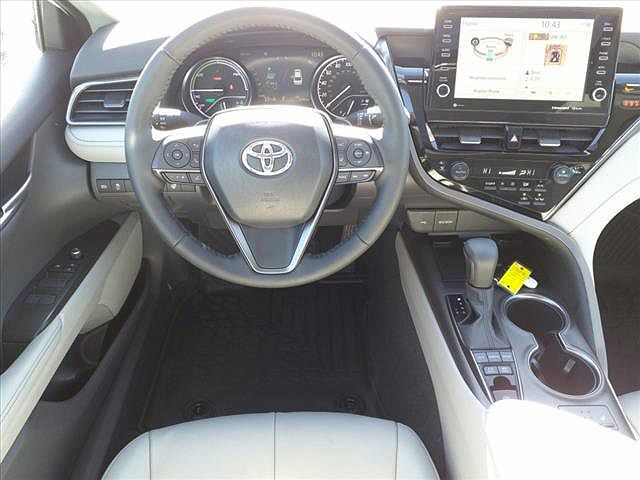 2024 Toyota Camry XSE image 2