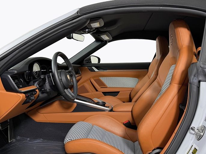 2025 Porsche 911