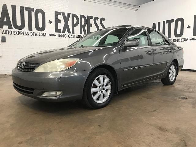 2003 Toyota Camry XLE image 2