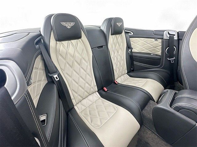 2015 Bentley Continental GT image 12