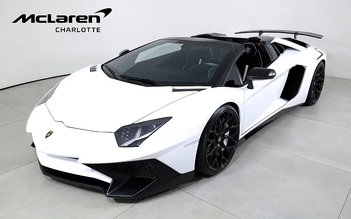 2016 Lamborghini Aventador