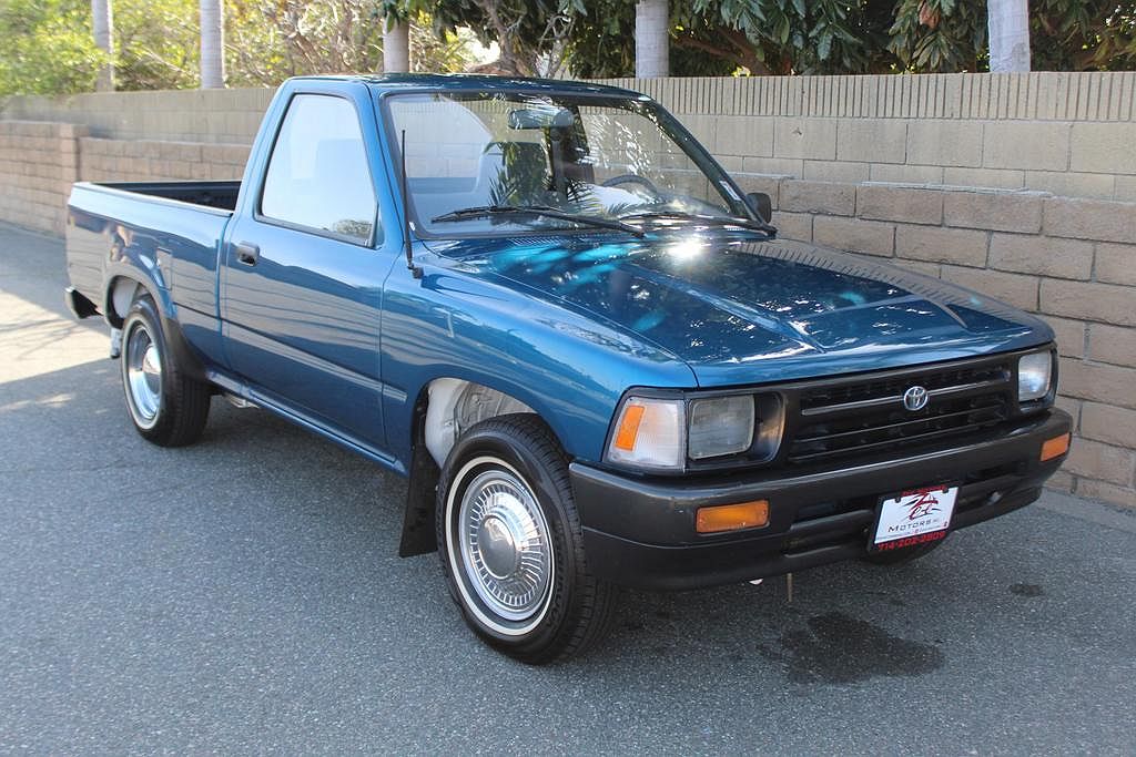1993 Toyota Pickup null image 3