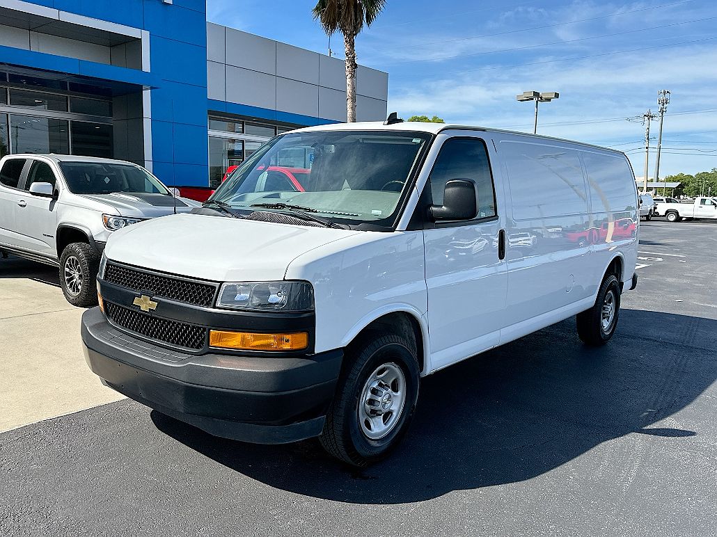 2023 Chevrolet Express 2500 image 2