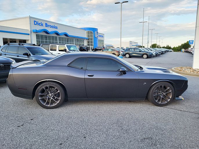 2022 Dodge Challenger