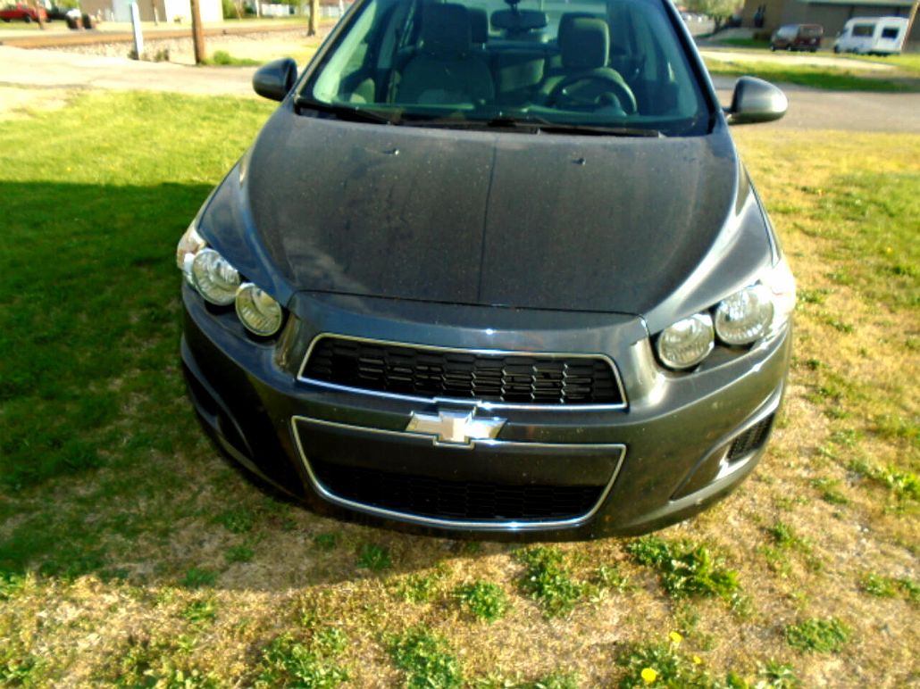 2014 Chevrolet Sonic LS image 1