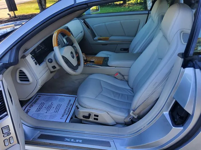 2004 Cadillac XLR