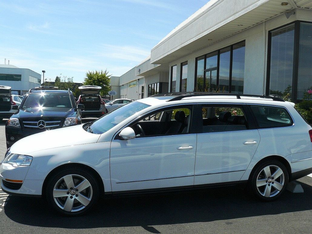 2008 Volkswagen Passat Komfort image 1