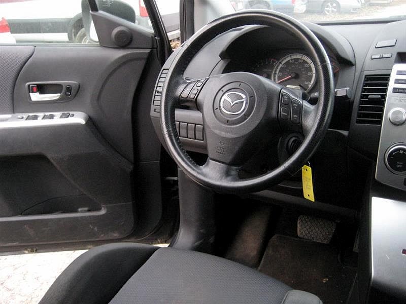 2006 Mazda Mazda5 null image 13