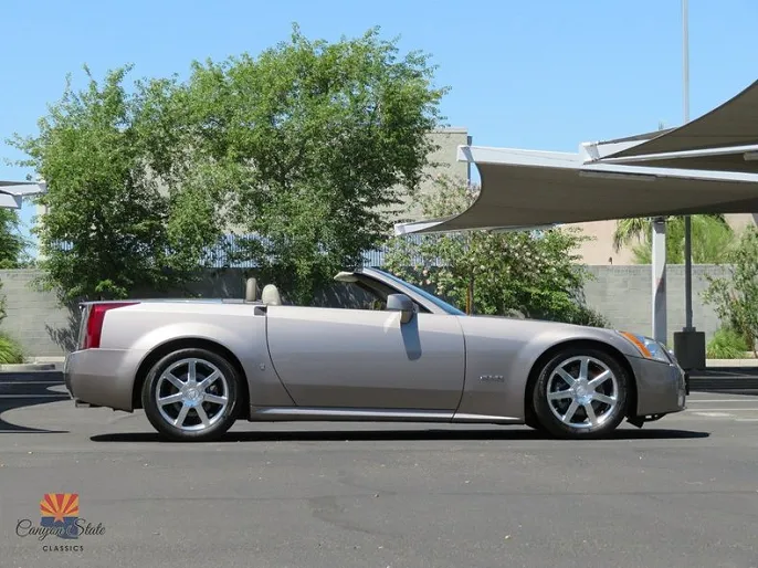 2004 Cadillac XLR