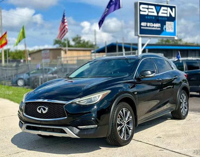 2017 Infiniti QX30
