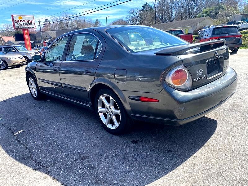 2003 Nissan Maxima GLE image 3