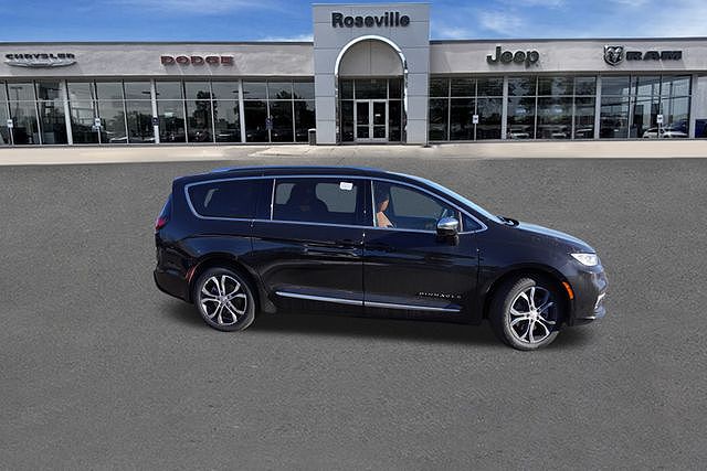 2026 Chrysler Pacifica