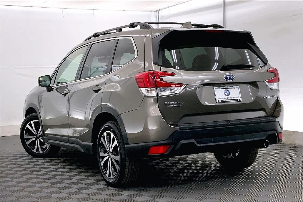 2020 Subaru Forester Limited image 3