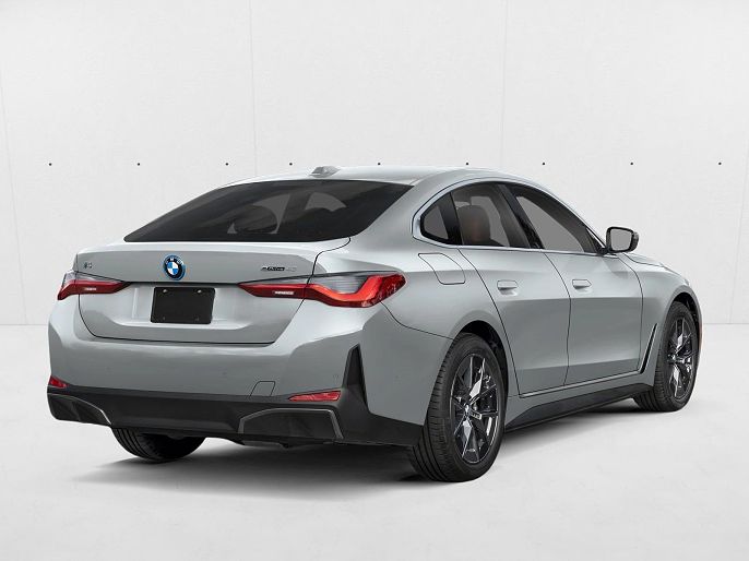 2026 BMW i4