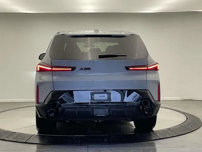 2025 BMW XM
