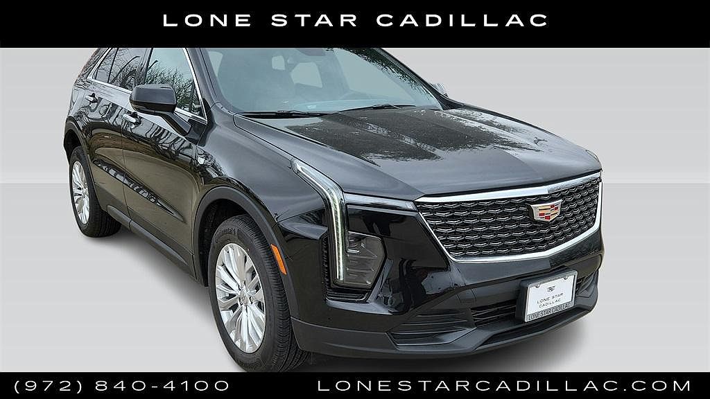 2024 Cadillac XT4 Luxury image 0