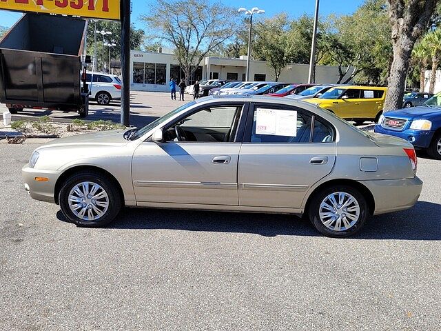 2005 Hyundai Elantra GLS image 1