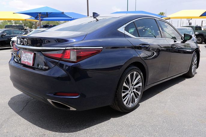 2019 Lexus ES