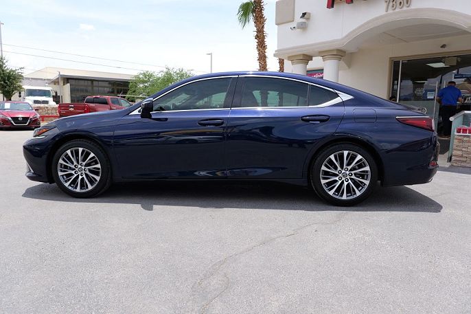 2019 Lexus ES