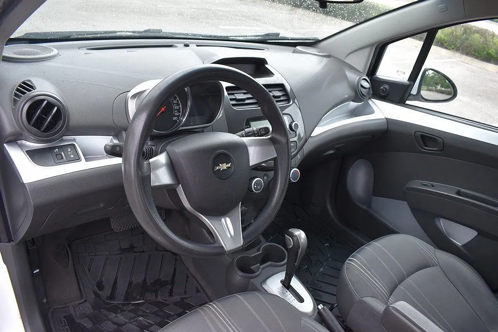 2015 Chevrolet Spark LS image 1
