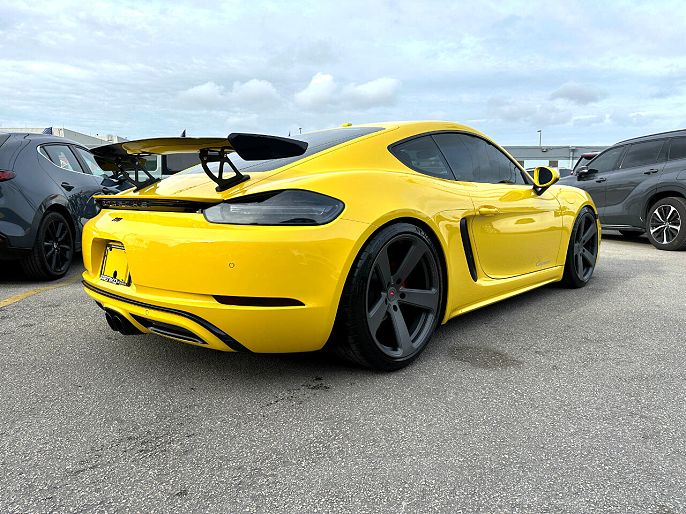 2018 Porsche 718 Cayman