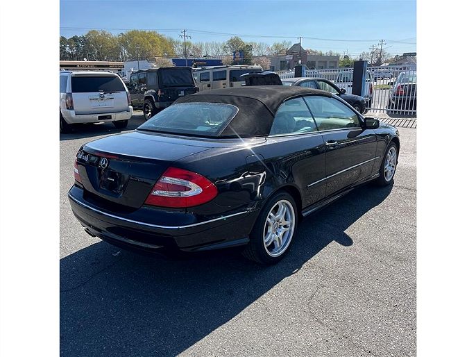 2004 Mercedes-Benz CLK