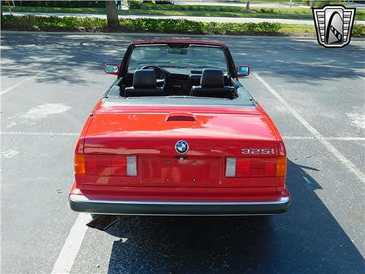 1989 BMW 3 Series 325ic image 5