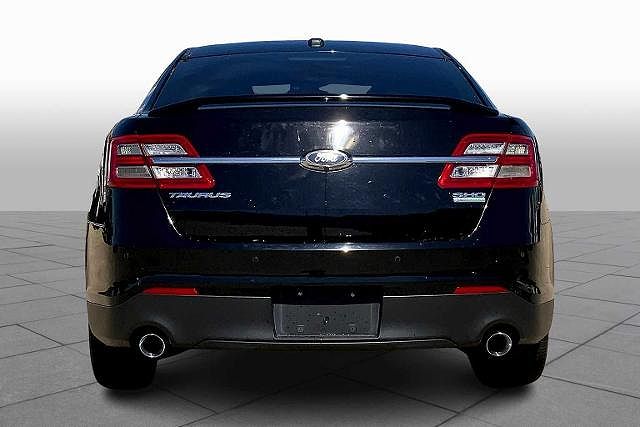 2018 Ford Taurus