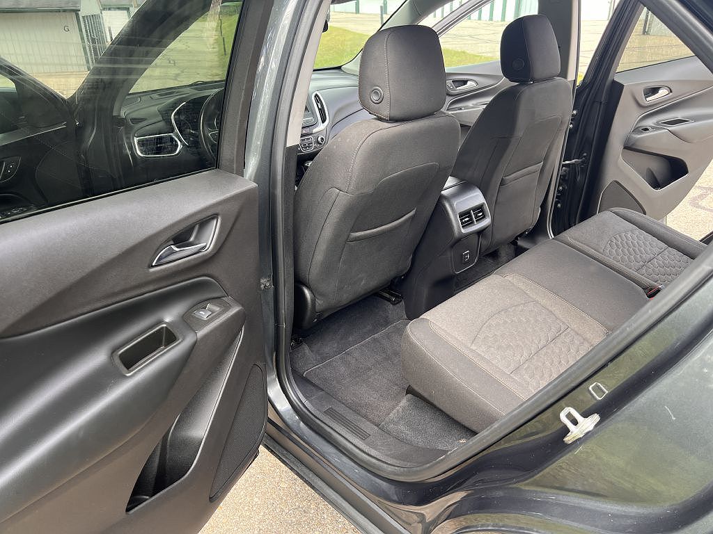 2019 Chevrolet Equinox LT image 15