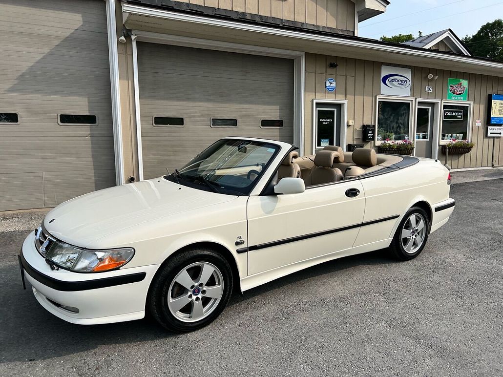 2003 Saab 9-3 SE image 0