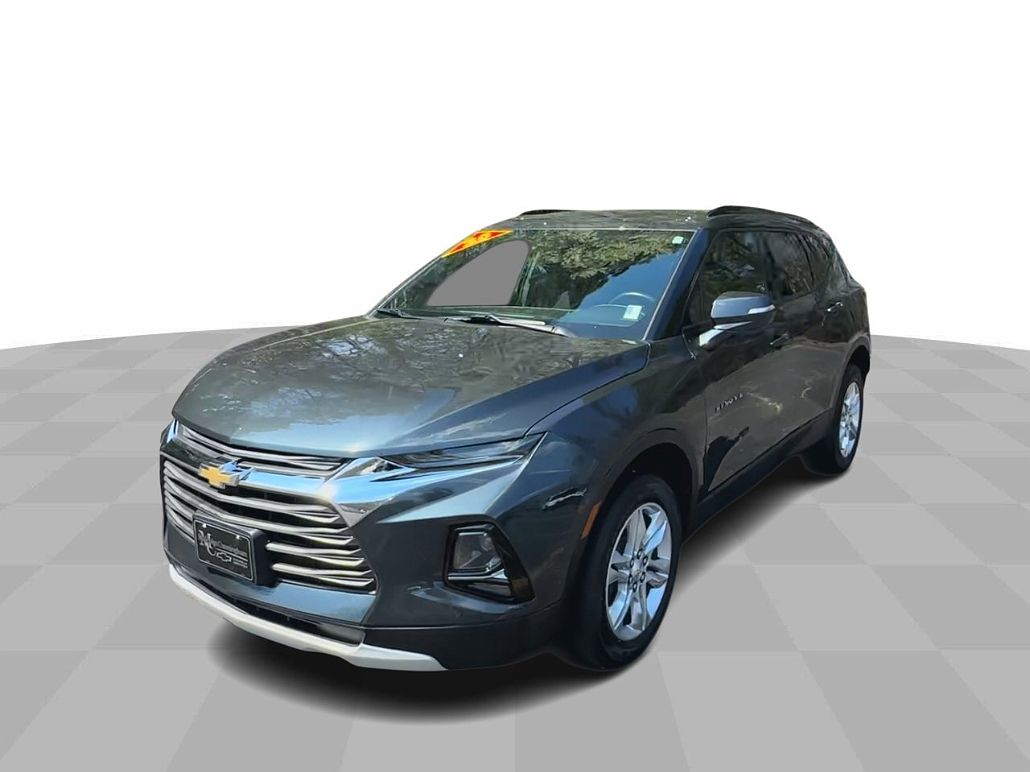 2020 Chevrolet Blazer LT2 image 2