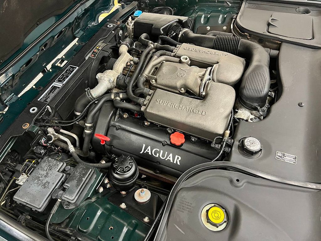 2002 Jaguar XJ XJR image 94