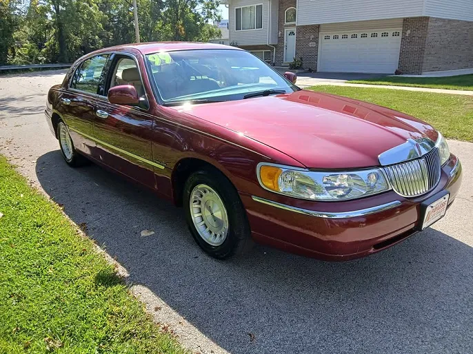 1999 Lincoln Town Car