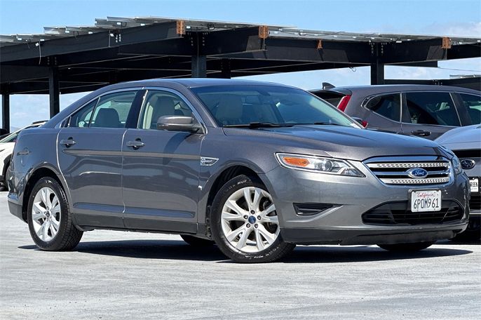 2011 Ford Taurus