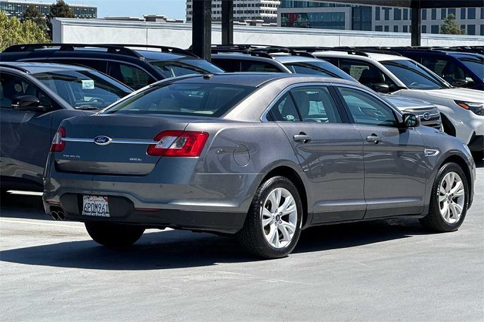 2011 Ford Taurus