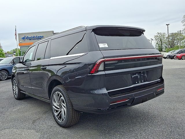 2026 Lincoln Navigator L