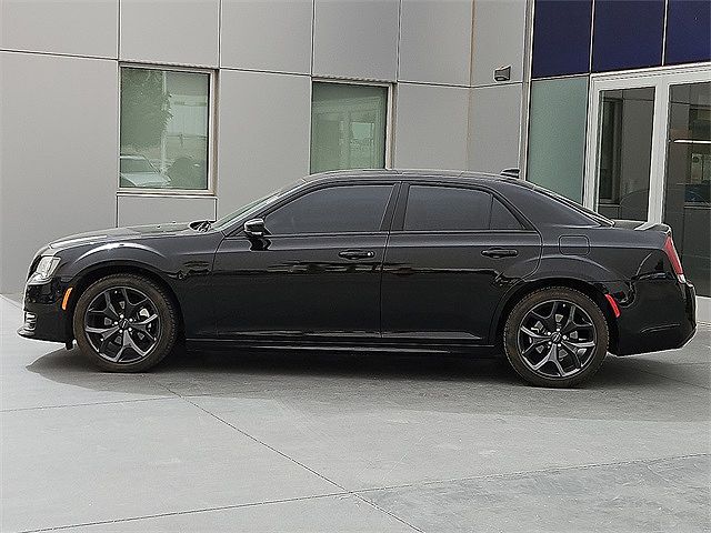 2023 Chrysler 300