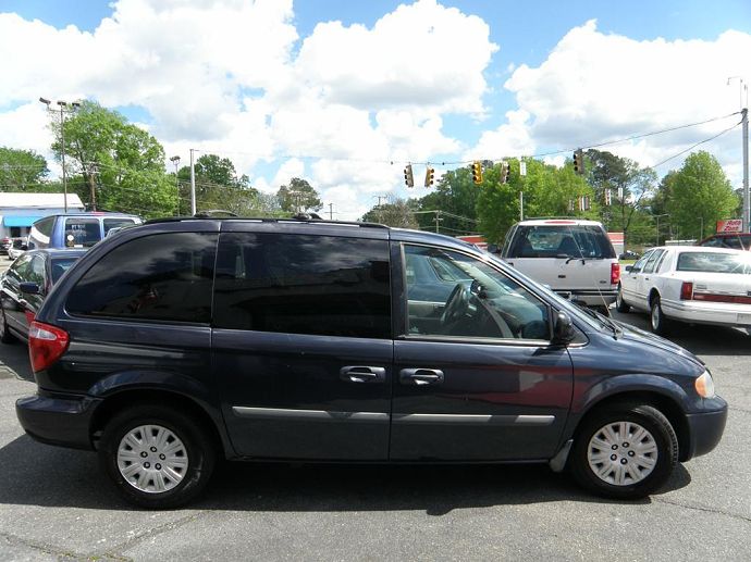 2007 town and country hot sale minivan