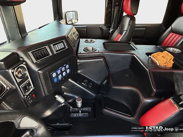2001 AM General Hummer