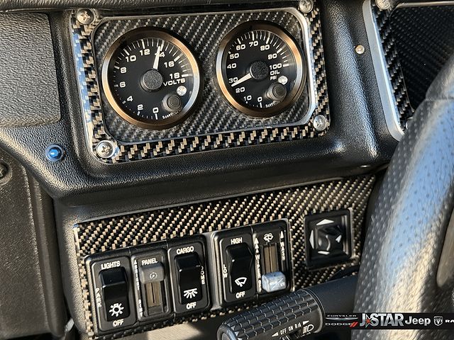 2001 AM General Hummer