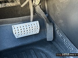 2001 AM General Hummer