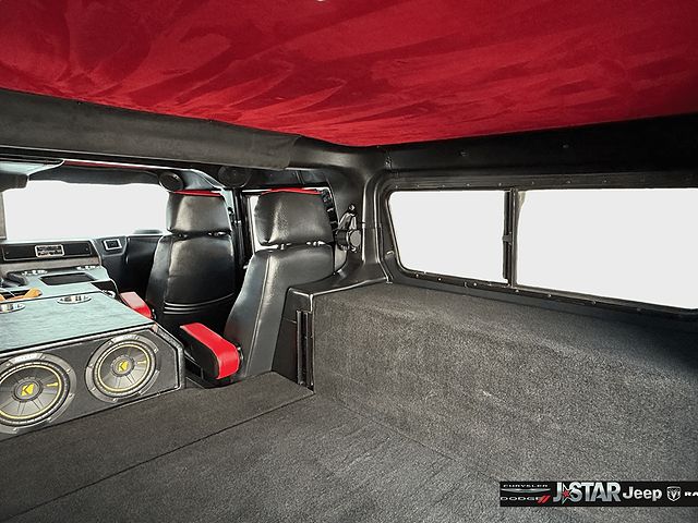 2001 AM General Hummer