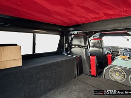 2001 AM General Hummer