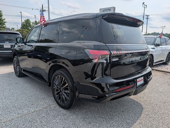 2027 Infiniti QX80