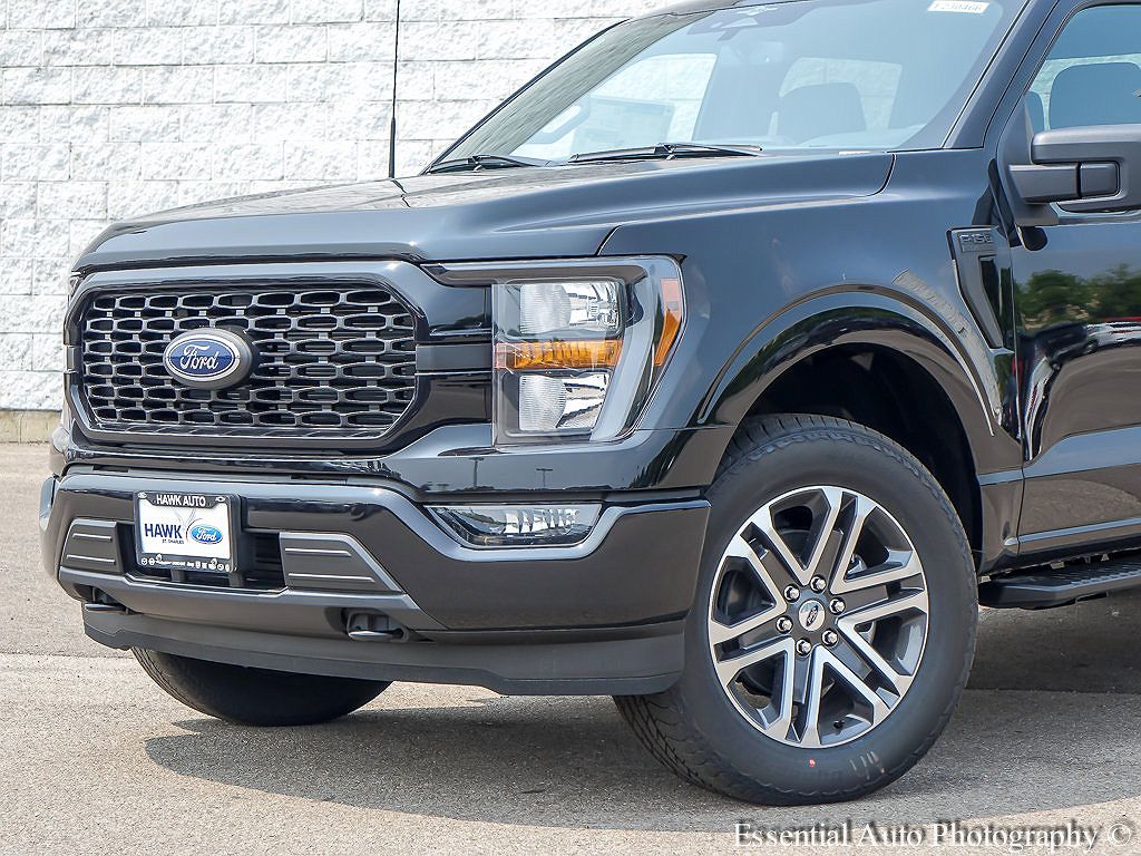 2023 Ford F-150 XL image 1