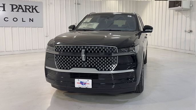 2025 Lincoln Navigator L