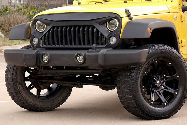 2015 Jeep Wrangler Sport image 7