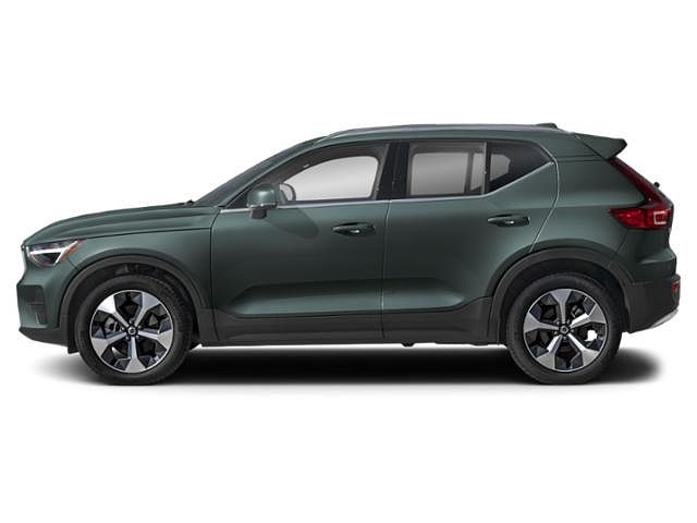 2026 Volvo XC40
