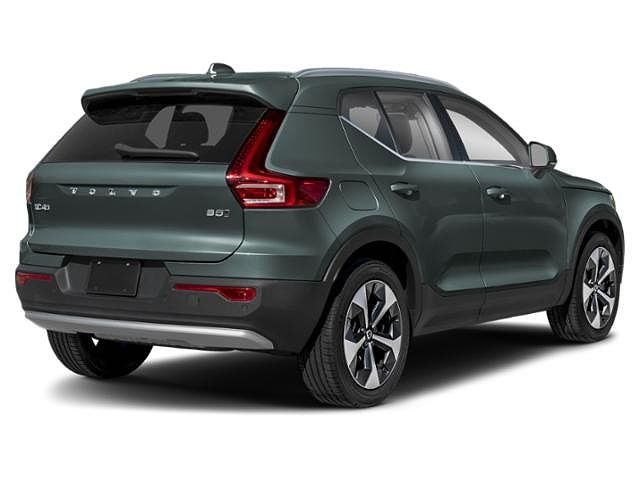 2026 Volvo XC40